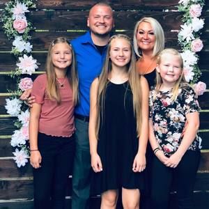 Meet your Posher, Joel